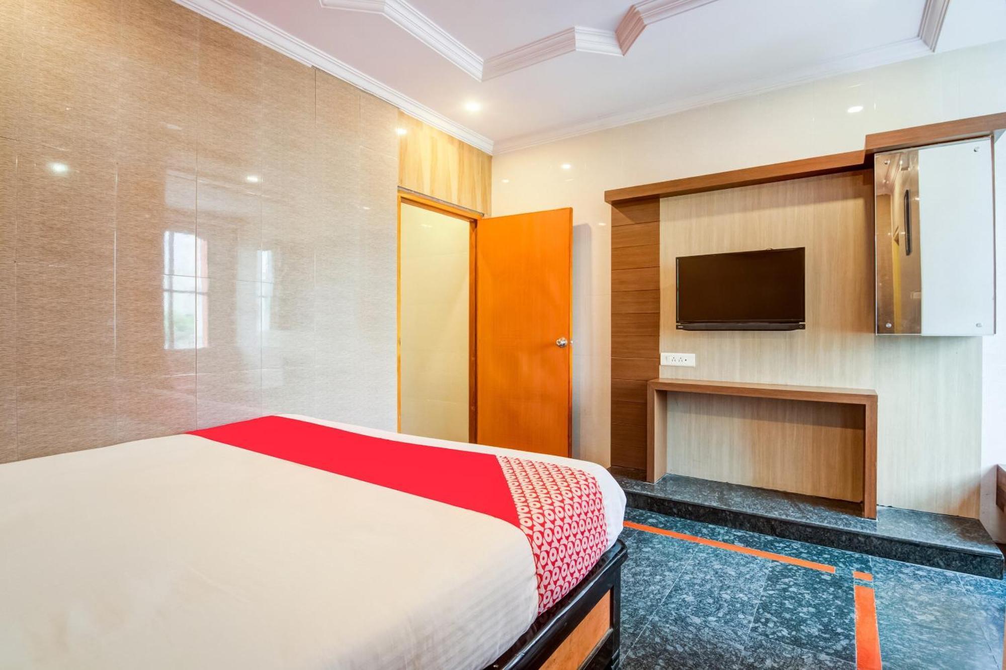 Hotel Tejasri Residency Vijayawāda Zewnętrze zdjęcie