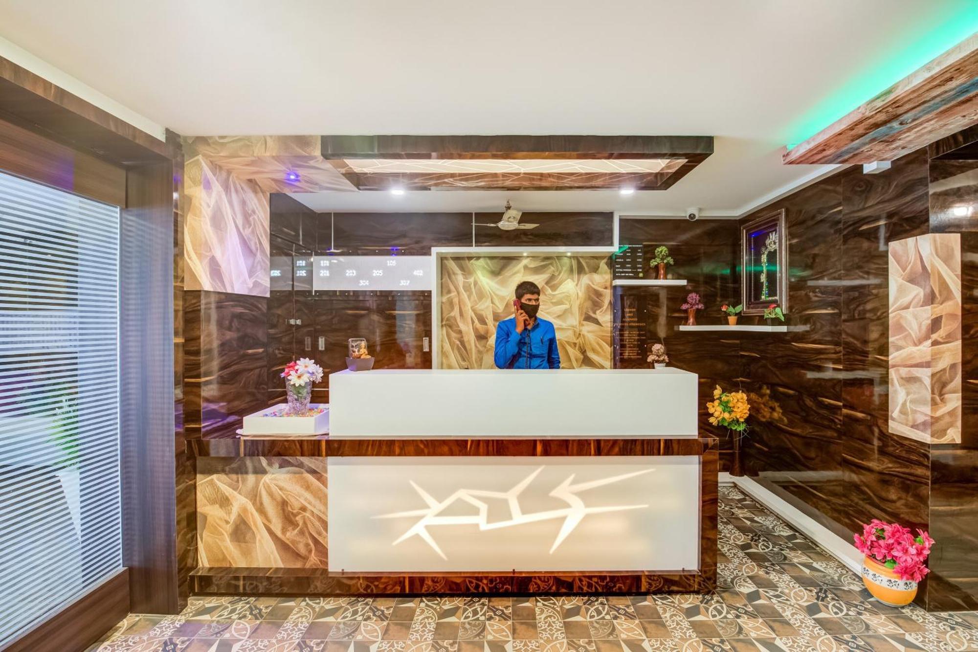 Hotel Tejasri Residency Vijayawāda Zewnętrze zdjęcie